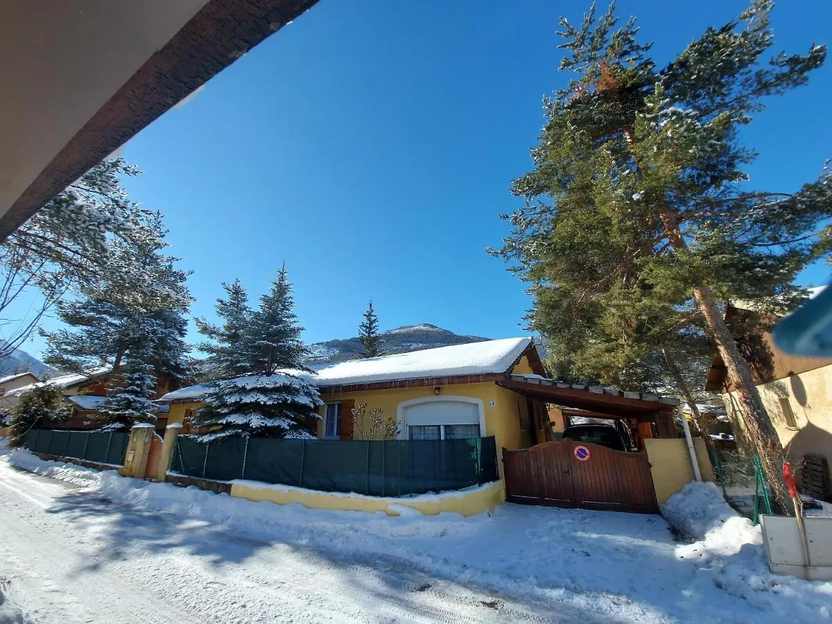 Chalet 126 M² Praloup Uvernet-Fours