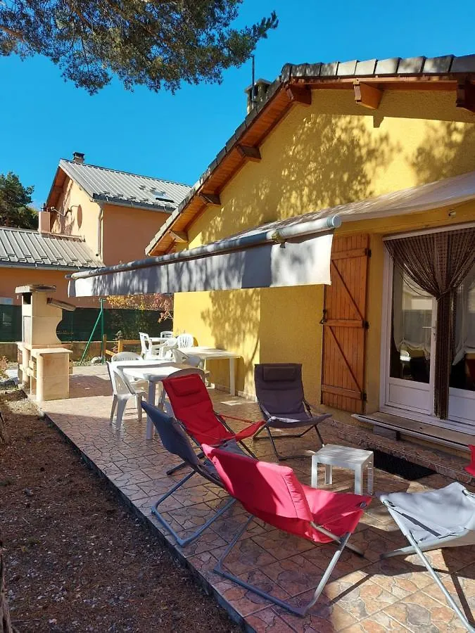 Chalet 126 M² Praloup Uvernet-Fours France